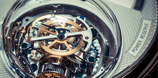 ey-close-up-of-mechanical-watch