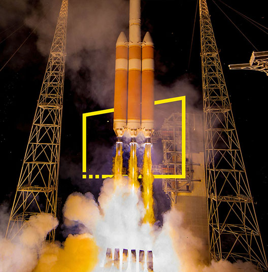 ey-delta-iv-heavy-rocket-launches-solar-probe-static-no-zoom