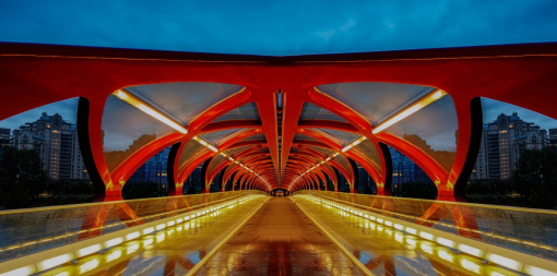 ey-light-on-the-peace-bridge-in-calgary-at-night-background
